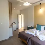 Ξενοδοχείο Sunny Garden 3*