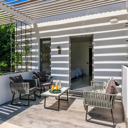 Hotel Sunny Garden 3*