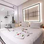 Sunny Garden Hotel 3*