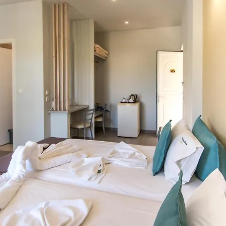Hotel Sunny Garden Planos
