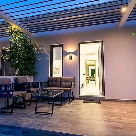 Sunny Garden 3* 蒂锡利维