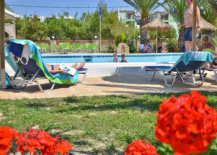 Отель Sunny Garden